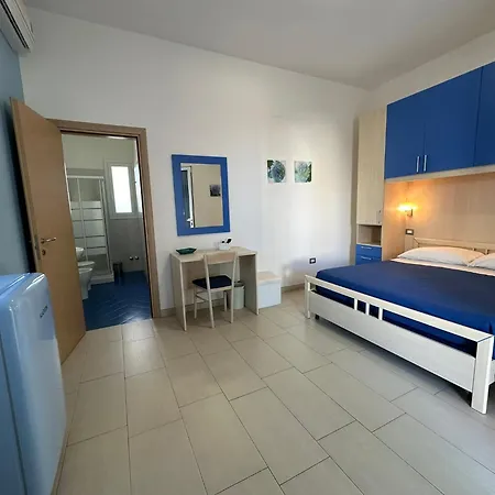 Bed & Breakfast A Due Passi Dal Mare 4*