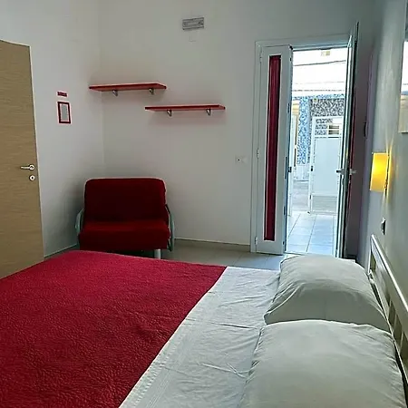 B&B A Due Passi Dal Mare 4*