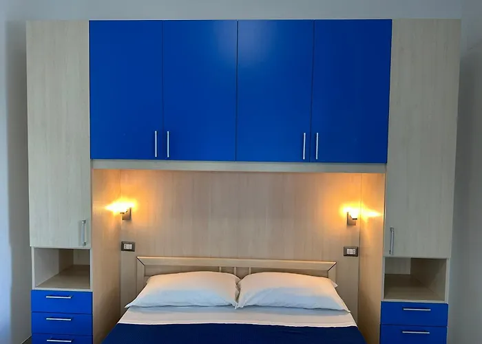 A Due Passi Dal Mare Bed & Breakfast